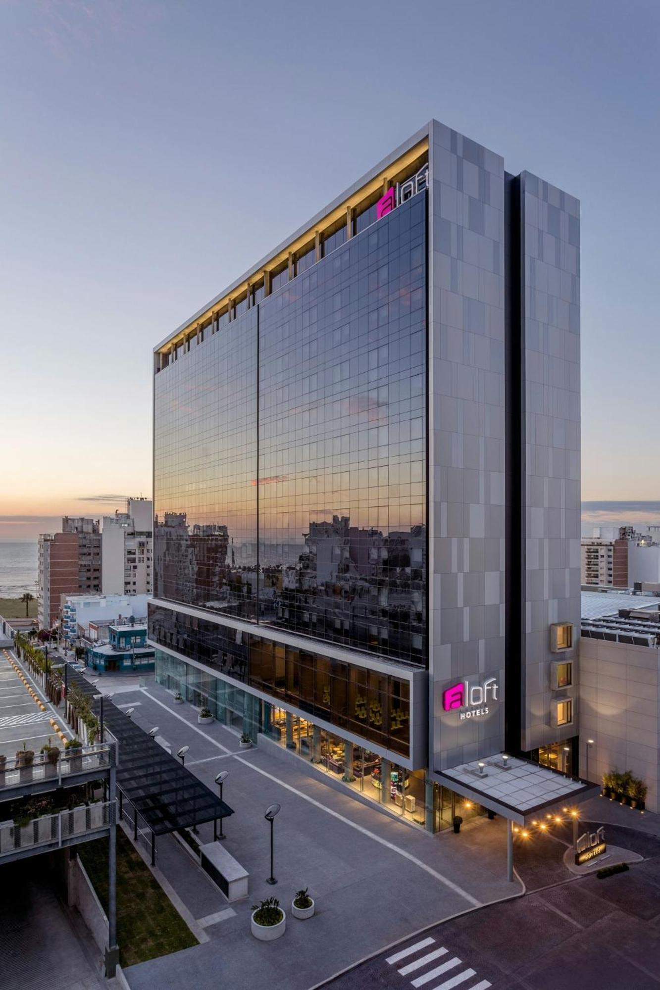 Aloft Montevideo Hotel Exteriör bild